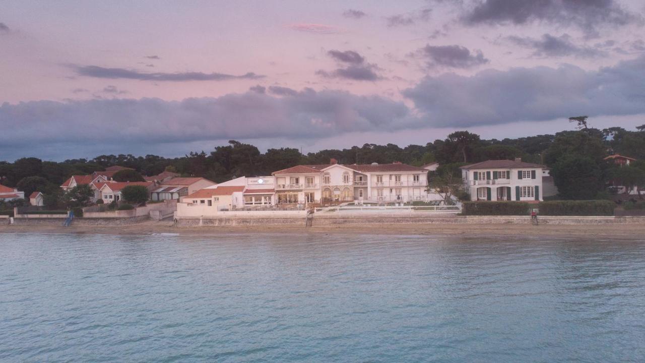 - Le Grand Ronce-les-Bains