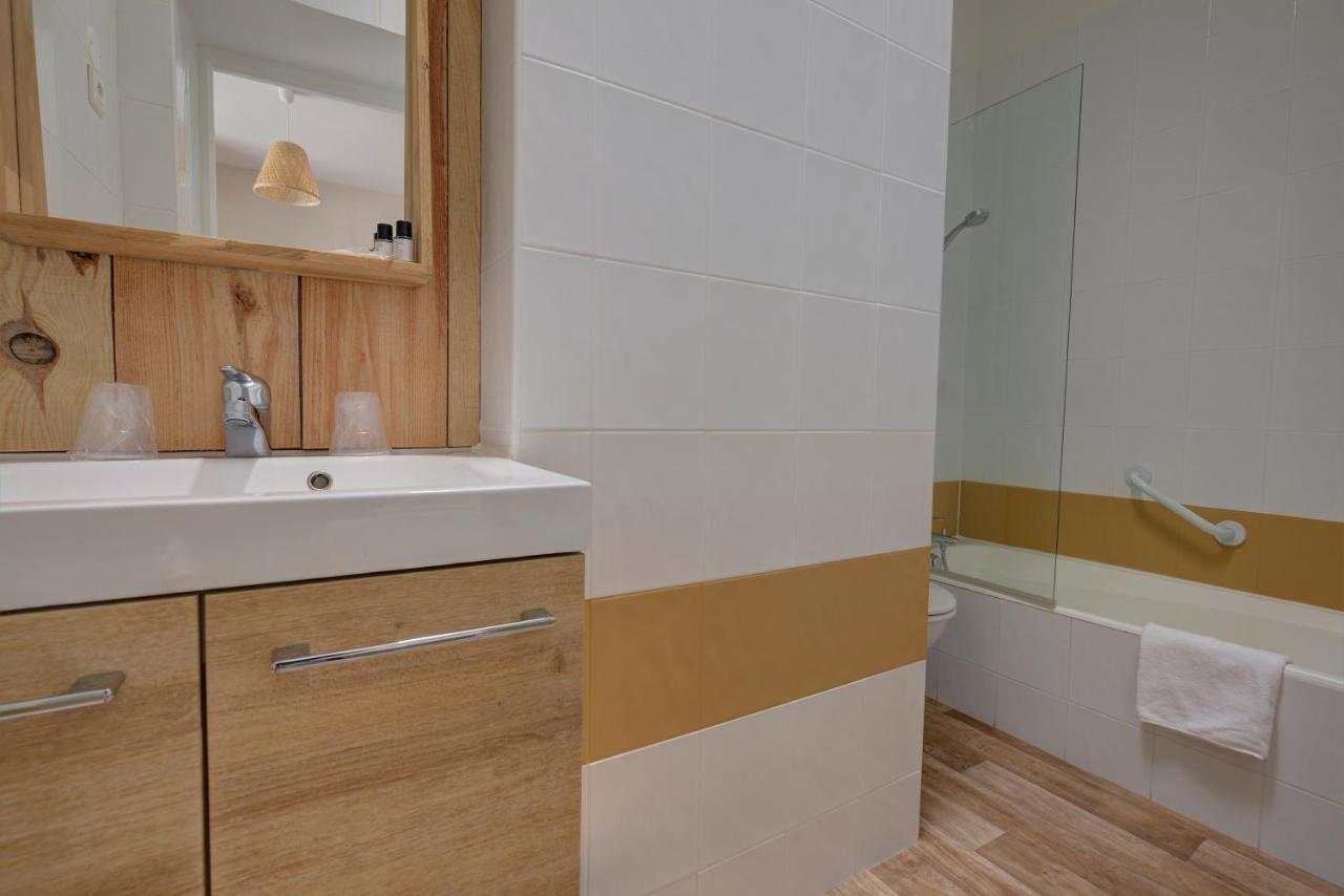- Le Grand Hotel Ronce-les-Bains