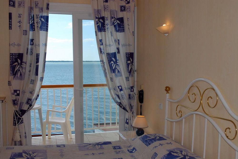 - Le Grand 3* Ronce-les-Bains