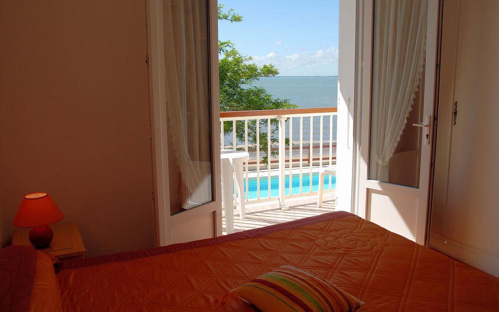 - Le Grand Hotel Ronce-les-Bains